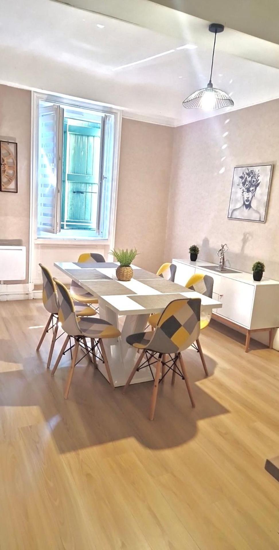 Le Retro Apartment Saint-Laurent-sur-Saone Exterior foto