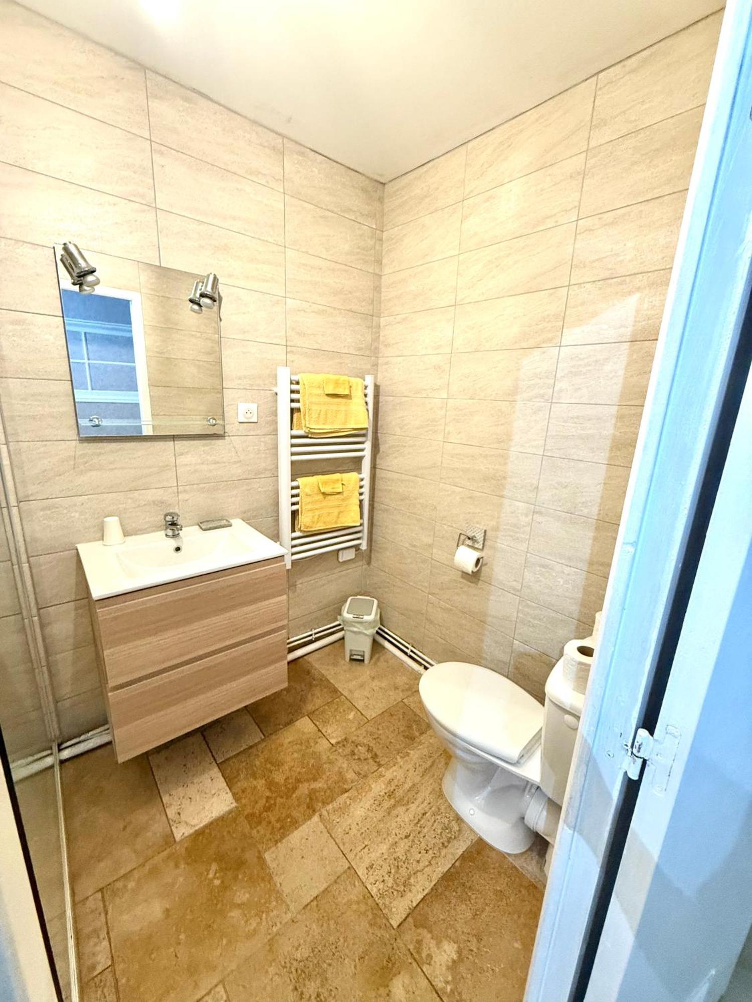Le Retro Apartment Saint-Laurent-sur-Saone Exterior foto