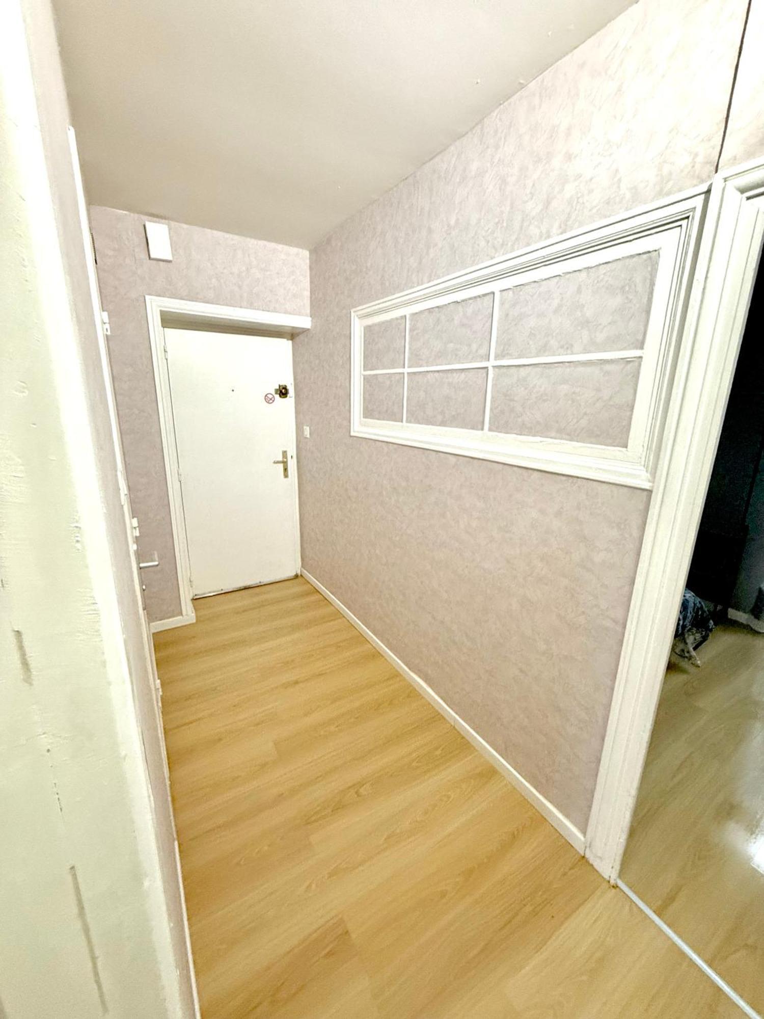 Le Retro Apartment Saint-Laurent-sur-Saone Exterior foto